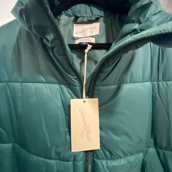 Universal Thread Dark Green Puffer Jacket - Picture 5 of 6